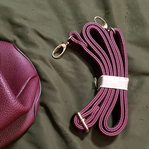 Red Gently Used Purse with Gold Accents - Picture 4 of 7